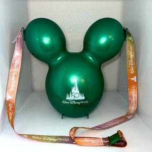 *limited edition** Disney world 50th anniversary green balloon popcorn bucket